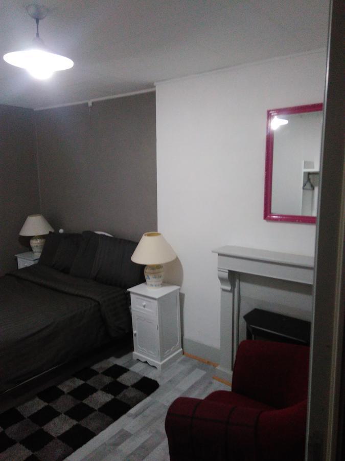 Bed and Breakfast Allo Allo Le Grand-Bourg Экстерьер фото
