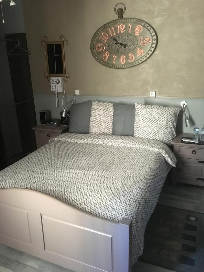 Bed and Breakfast Allo Allo Le Grand-Bourg Экстерьер фото